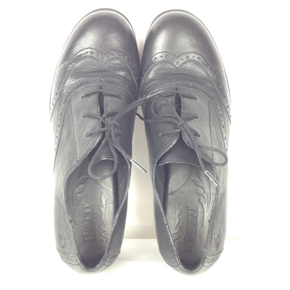 Born Brand Saddle Shoes - Picture 4 of 8
